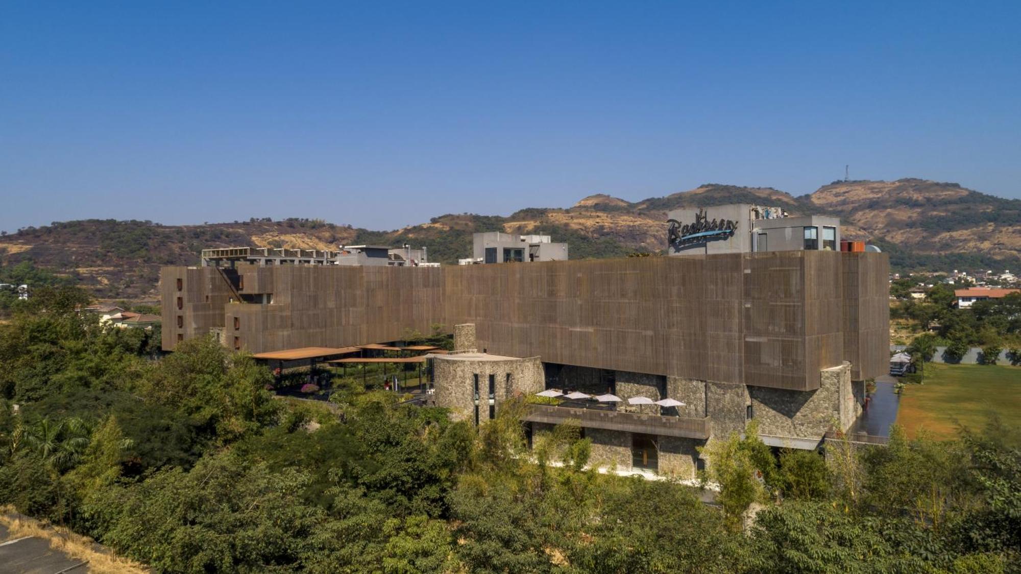 Radisson Resort And Spa Lonavala Exterior foto The Skanderbeg Square